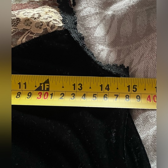 Black Lace Trim Cami Top - Picture 8 of 10